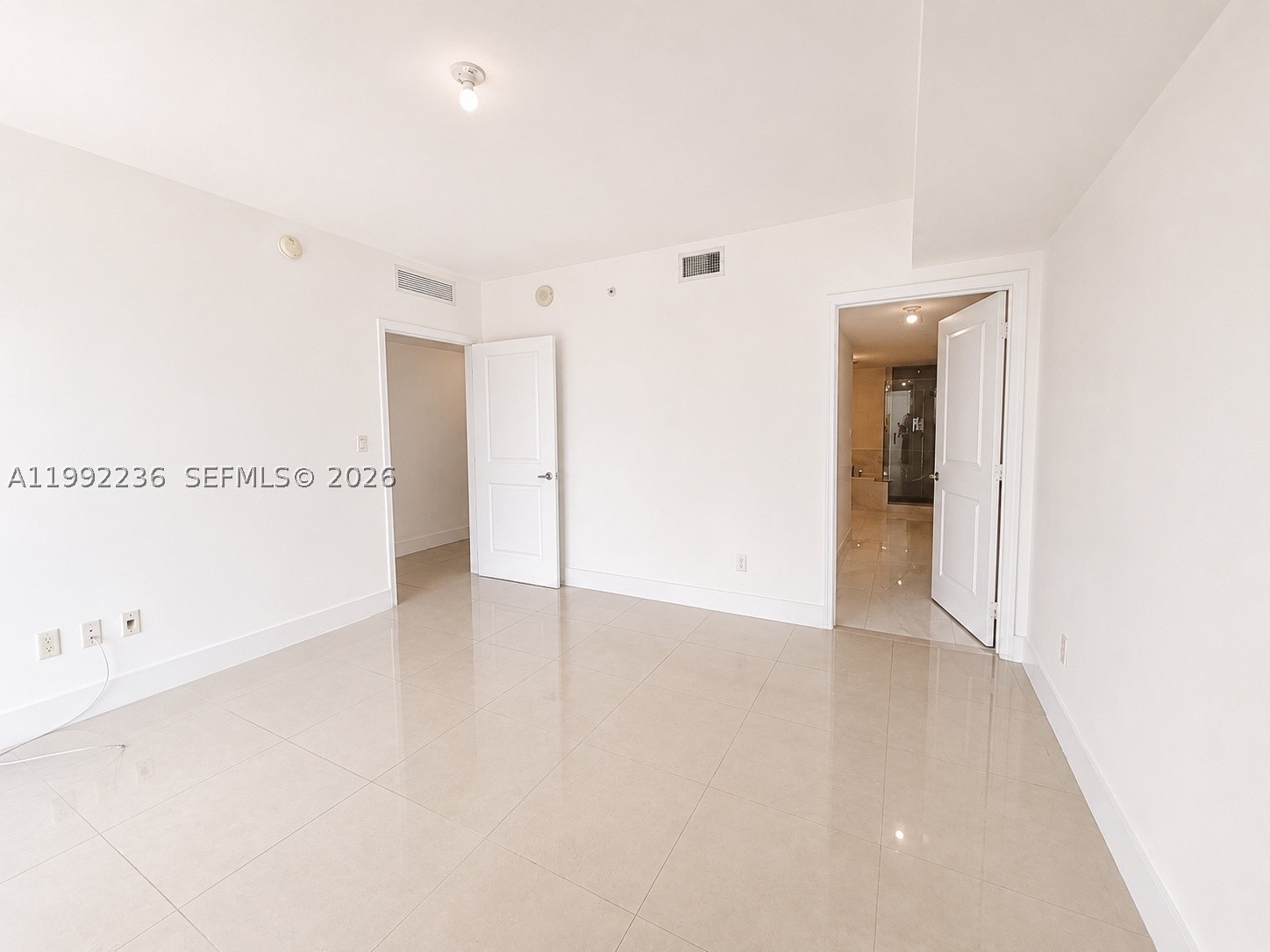 400 SUNNY ISLES CONDO EAS - Residential