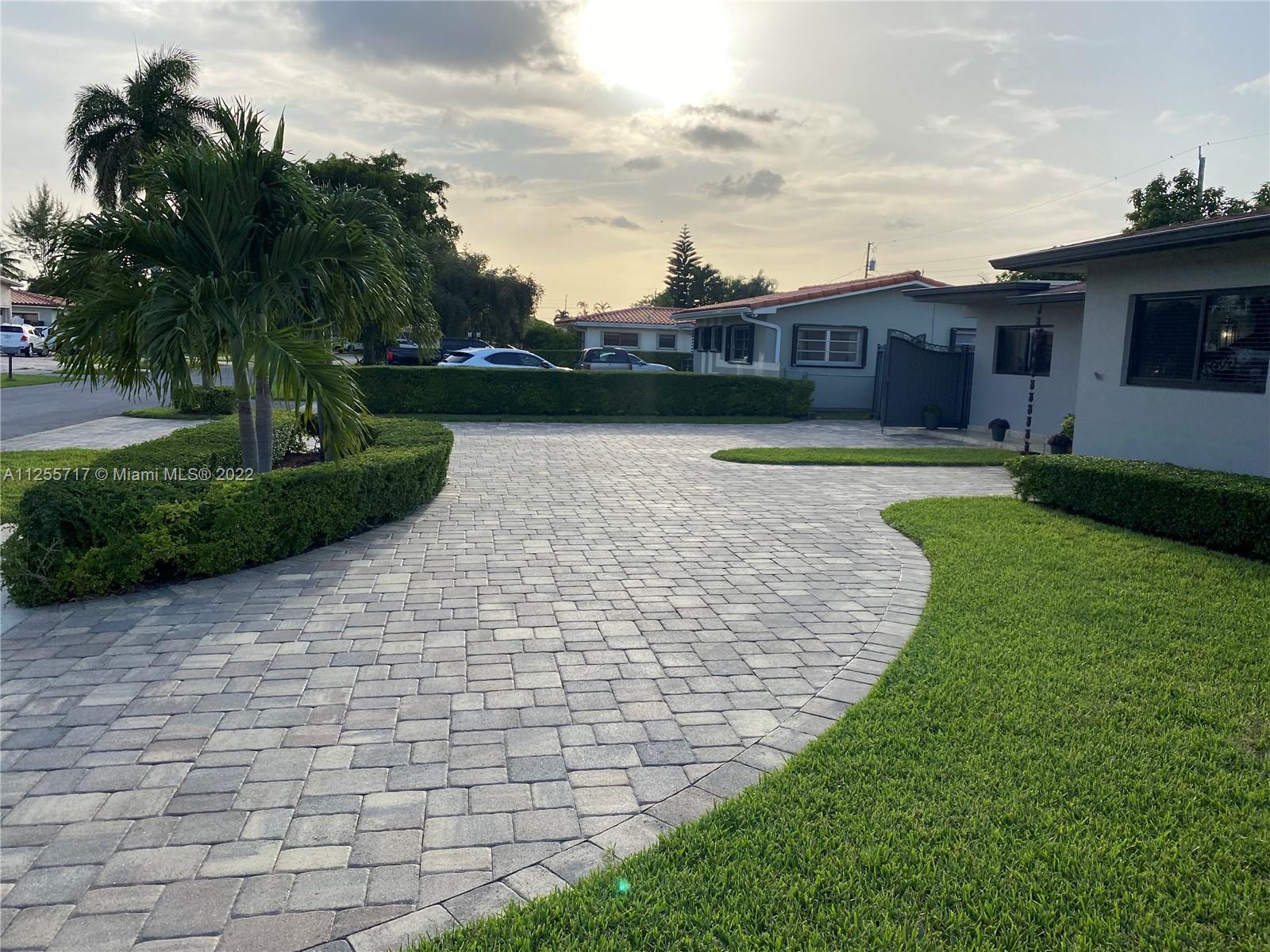 4TH ADDN TO PALM SPRINGS - Residential