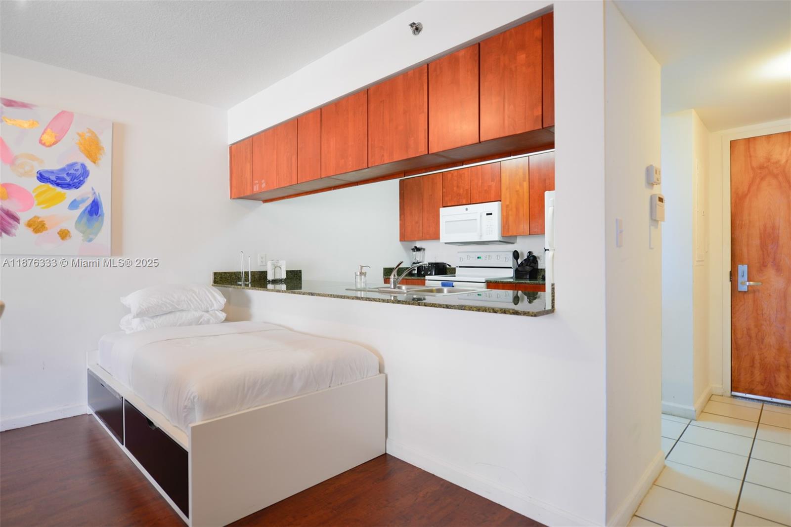 THE CLUB AT BRICKELL BAY - Residential Lease