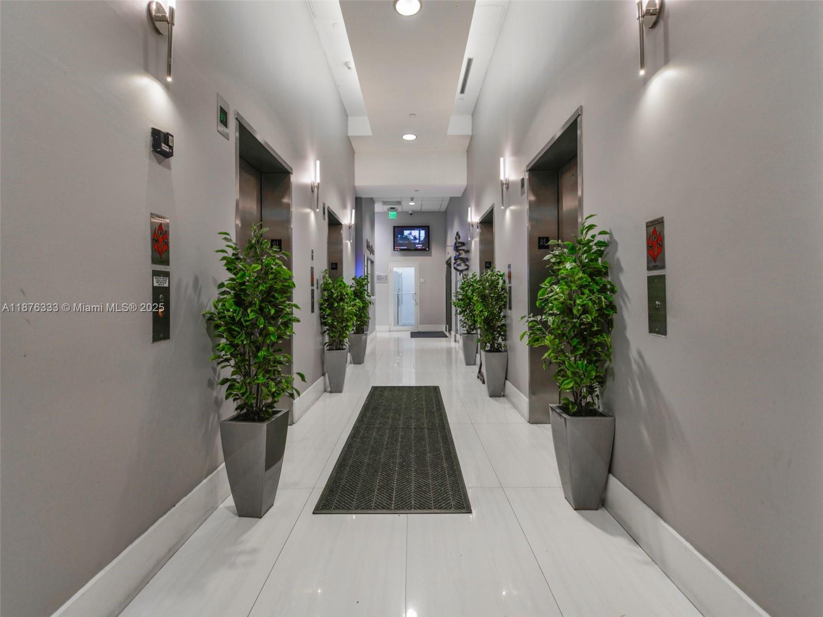 THE CLUB AT BRICKELL BAY - Residential Lease