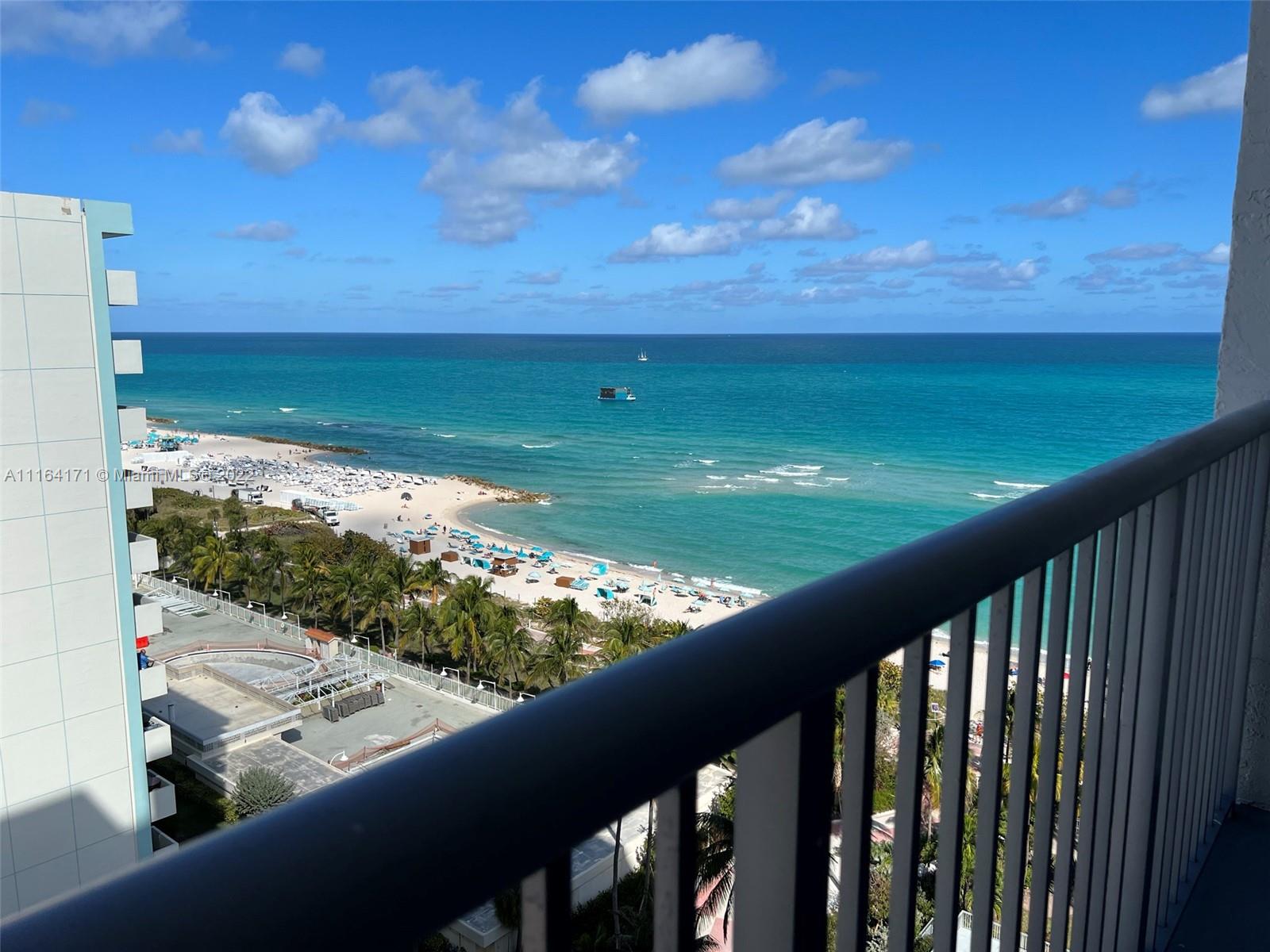 MIRASOL OCEAN TOWERS COND - Residential
