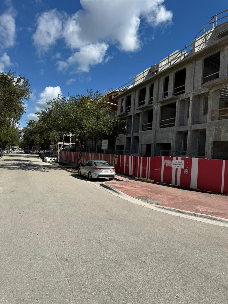 ALTON BEACH BAY FRONT RE- - Residential