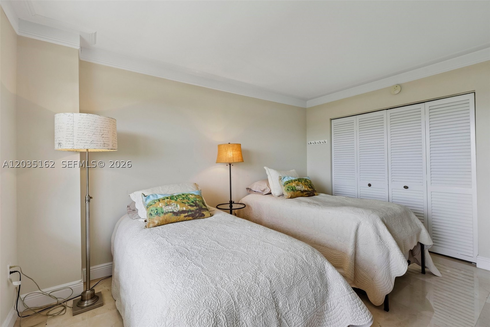 COMMODORE CLUB WEST CONDO - Residential