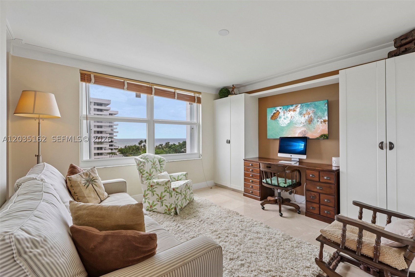 COMMODORE CLUB WEST CONDO - Residential