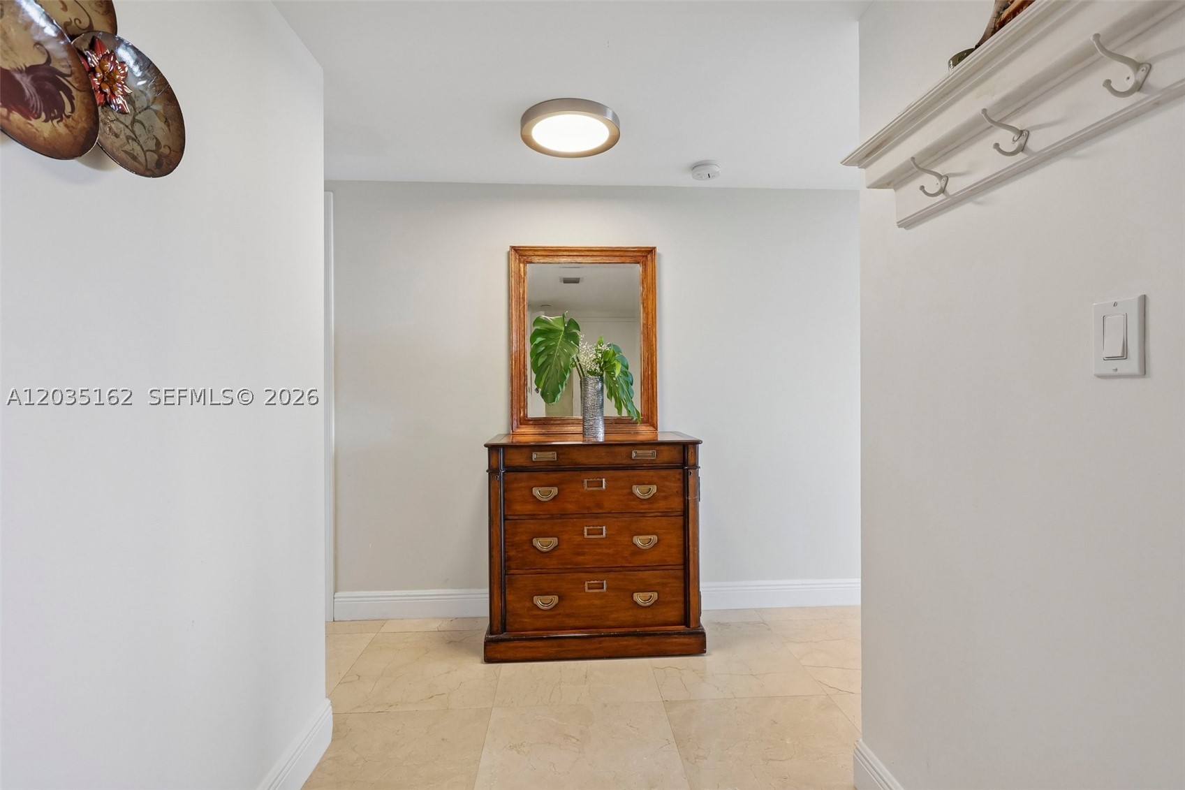 COMMODORE CLUB WEST CONDO - Residential