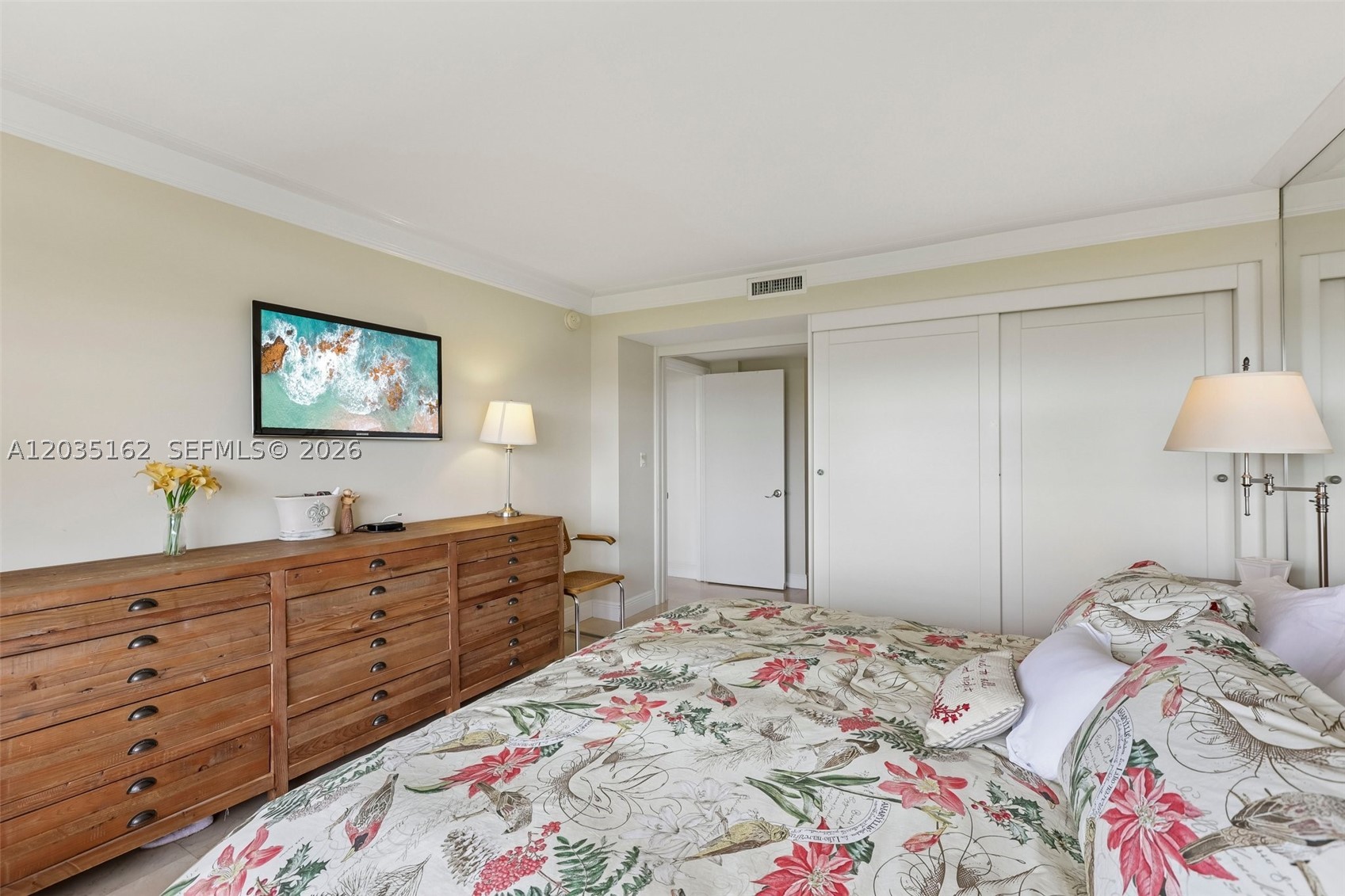 COMMODORE CLUB WEST CONDO - Residential