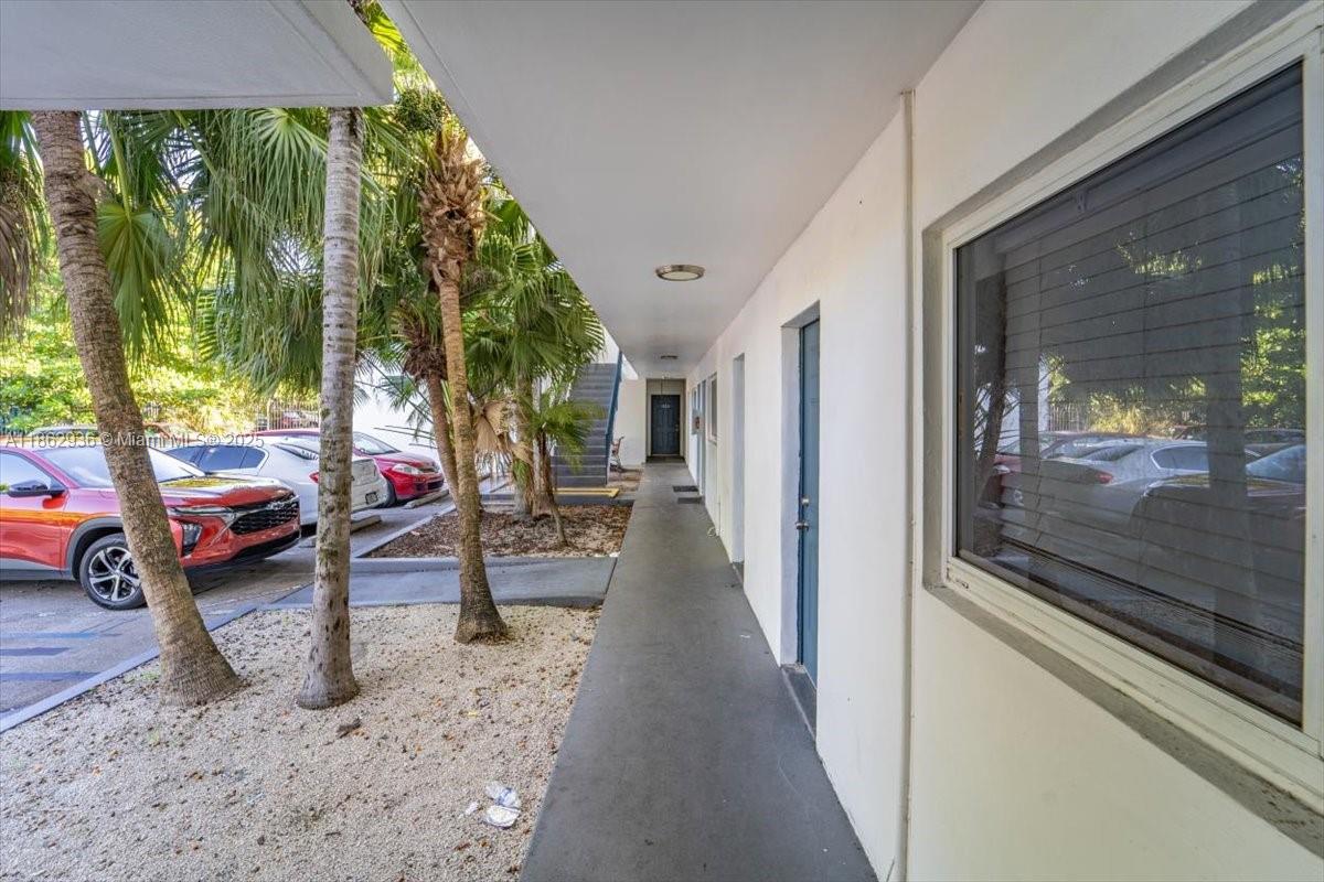 DORIAN APARTMENTS - Residential Income