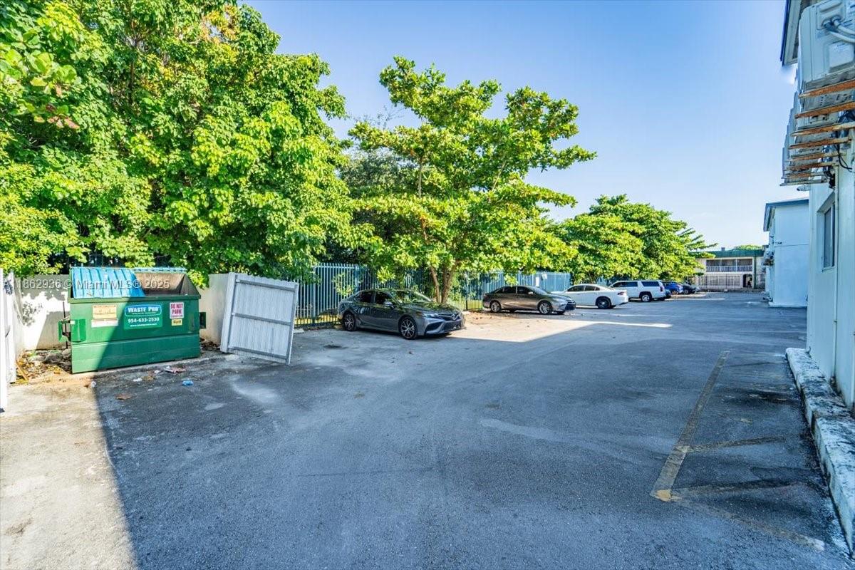 DORIAN APARTMENTS - Residential Income