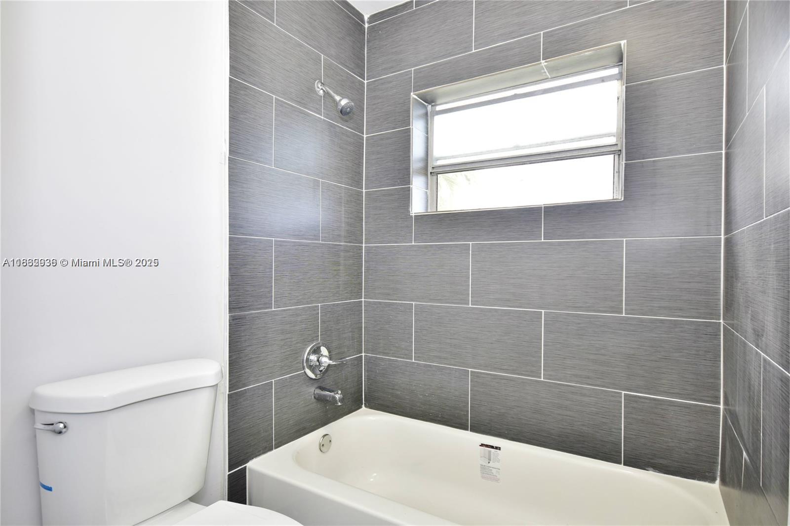 DORIAN APARTMENTS - Residential Income