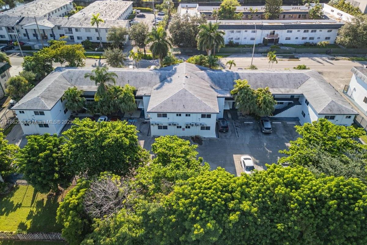 DORIAN APARTMENTS - Residential Income