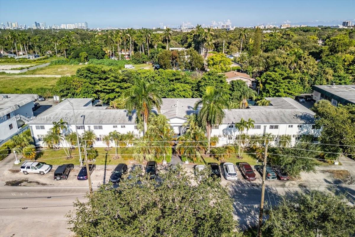 DORIAN APARTMENTS - Residential Income