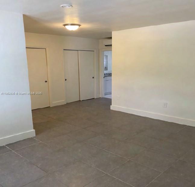 DORIAN APARTMENTS - Residential Income