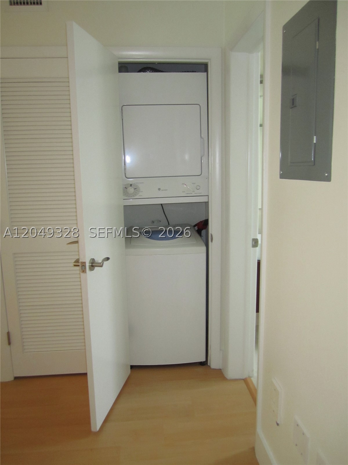 OCEAN BEACH ADDN NO 3 - Residential Lease
