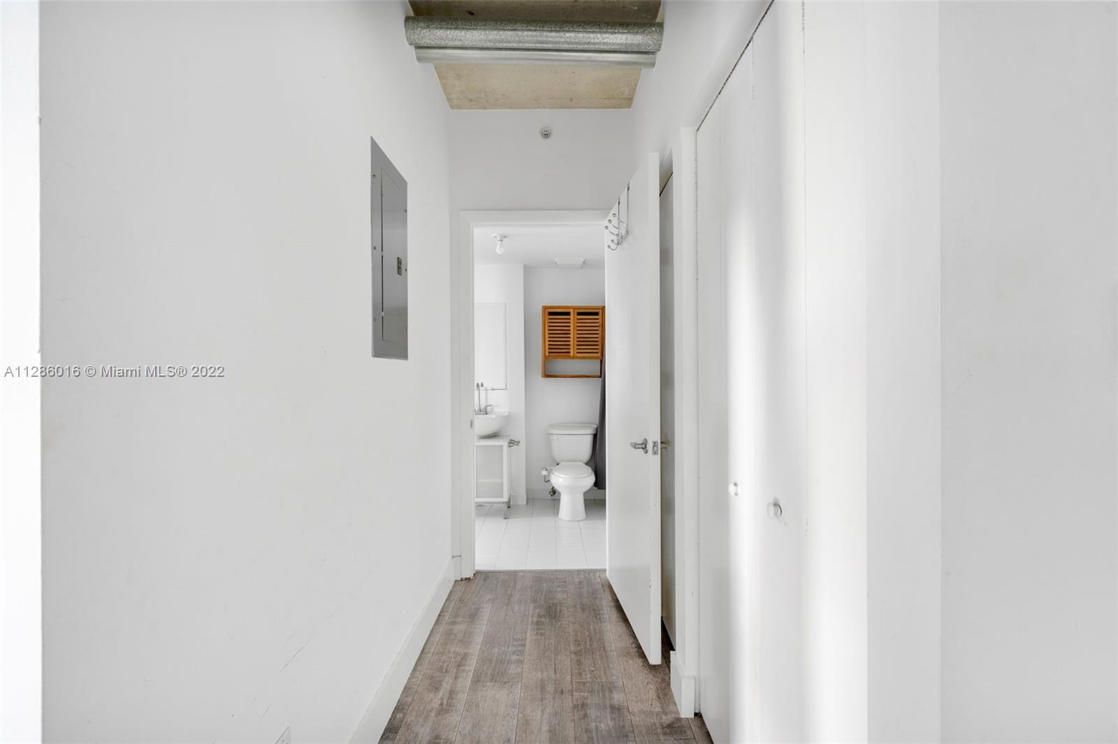 NEO VERTIKA CONDO - Residential Lease