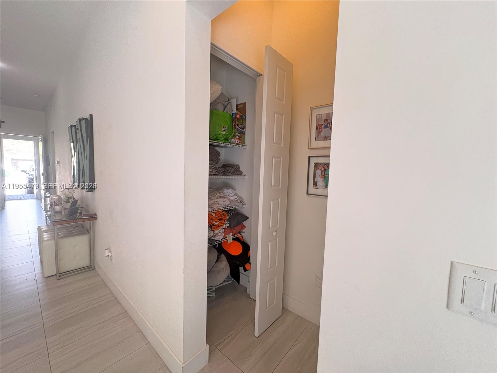 VENETIAN PARC - Residential