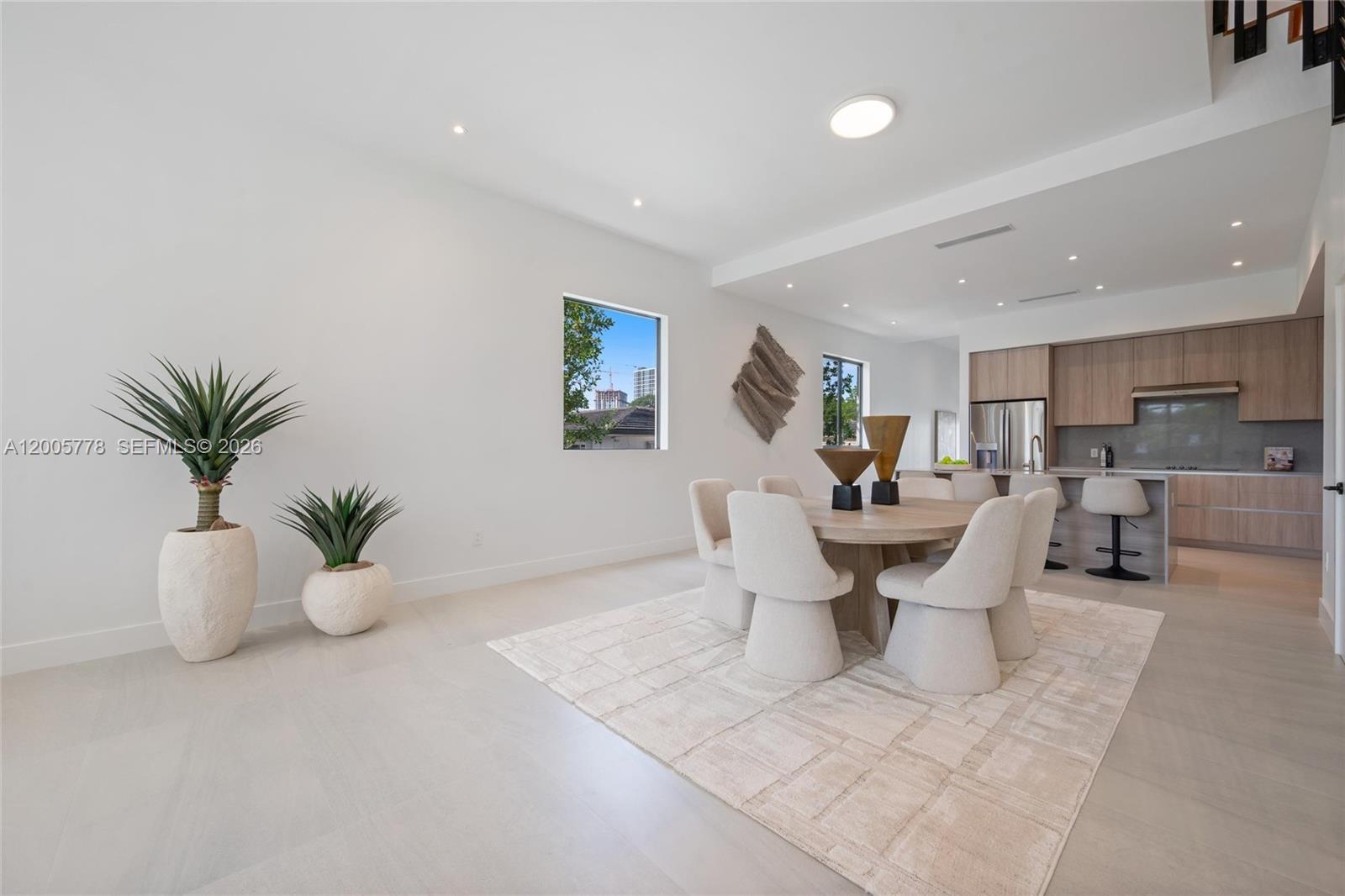 SILVER BLUFF GARDENS - Residential