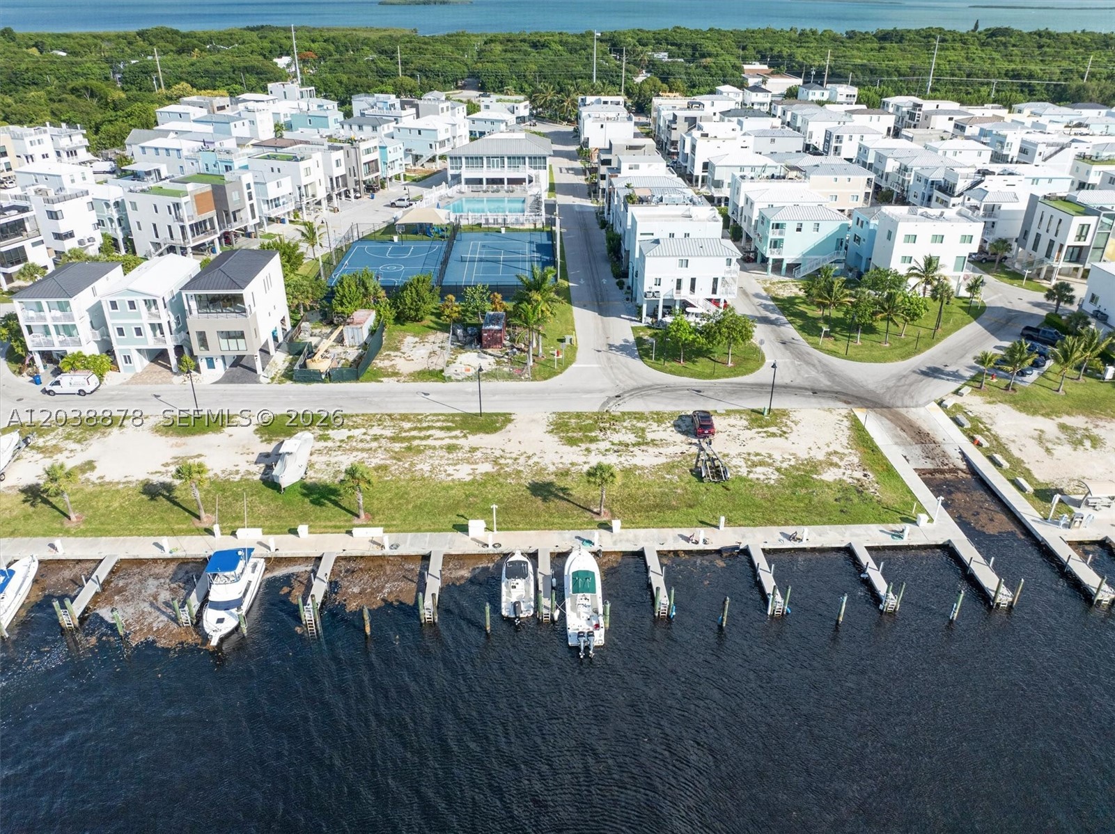 KEY LARGO OCEAN RESORT - Land