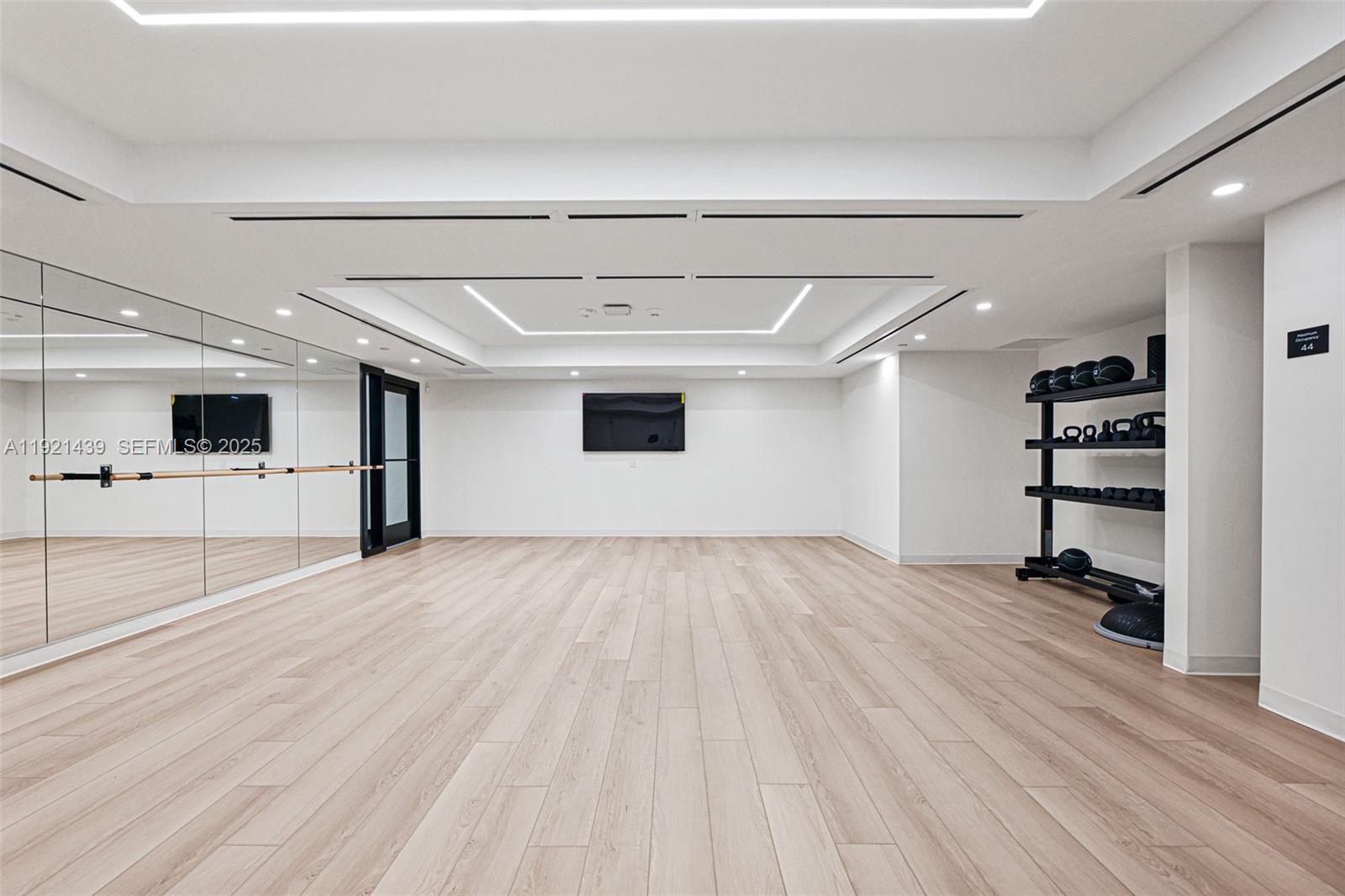 MIAMI NORTH - Residential
