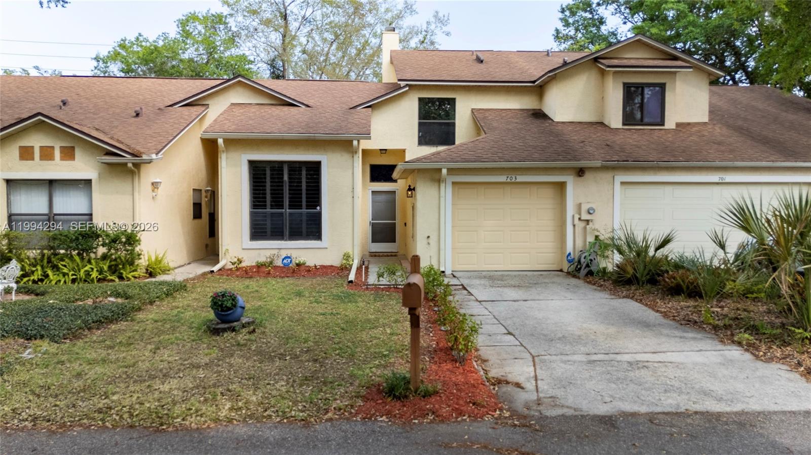 CRANES ROOST VILLAS - Residential