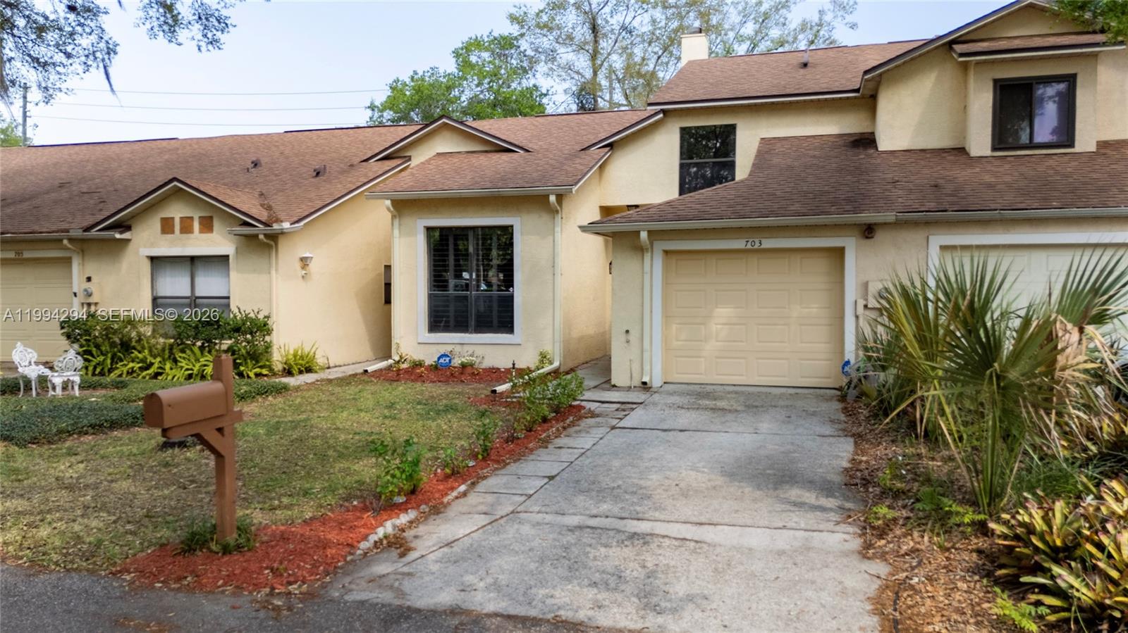CRANES ROOST VILLAS - Residential