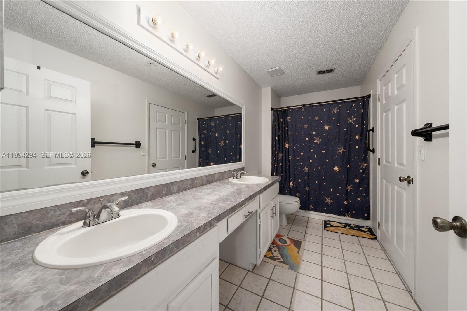 CRANES ROOST VILLAS - Residential