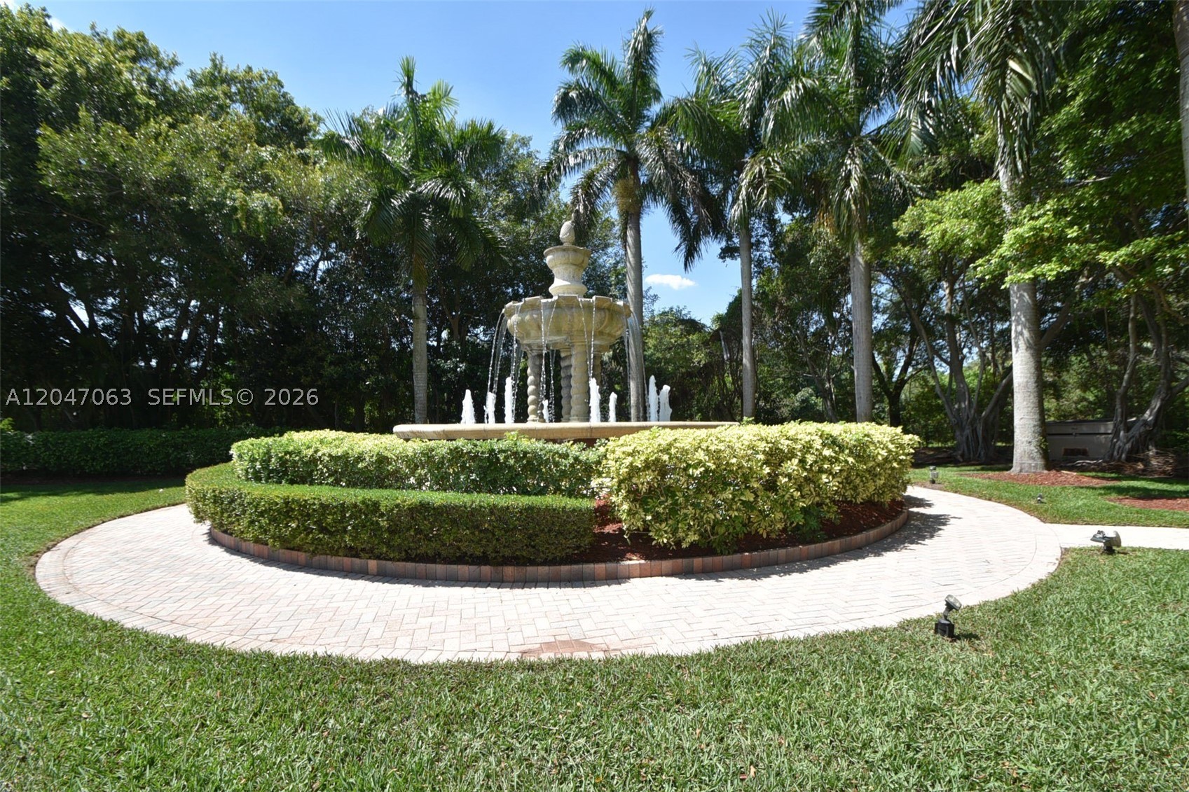 MIZNER POINTE OF BOCA VIA - Residential