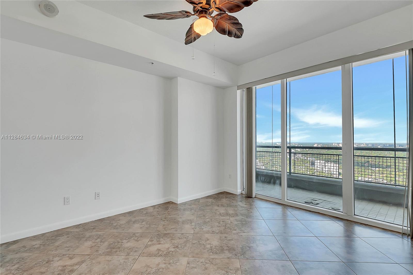 INFINITY AT BRICKELL COND - Residential