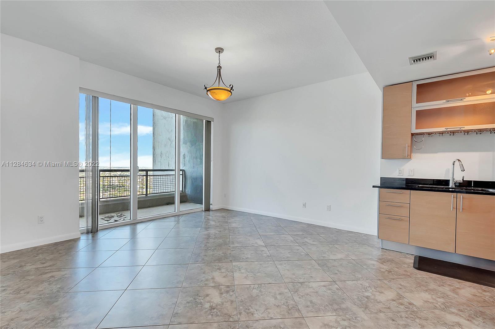 INFINITY AT BRICKELL COND - Residential