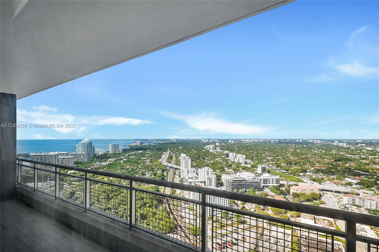 INFINITY AT BRICKELL COND - Residential