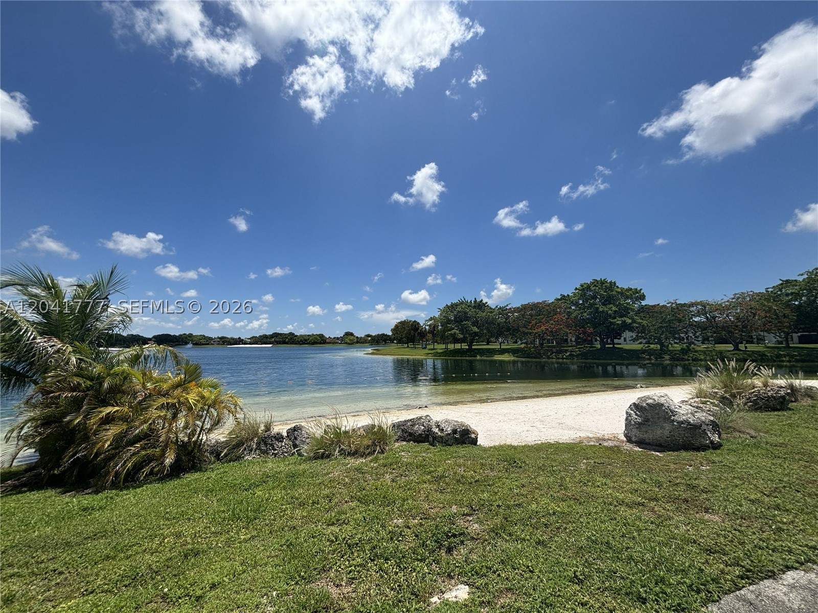 CORAL CLUB GARDEN VILLAS - Residential