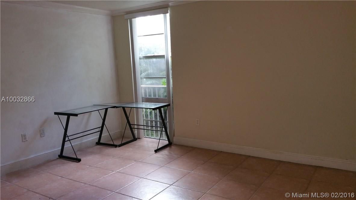 Dadeland Grove Condo - Residential Lease