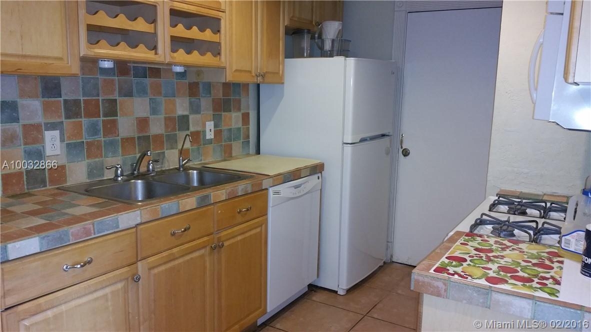 Dadeland Grove Condo - Residential Lease