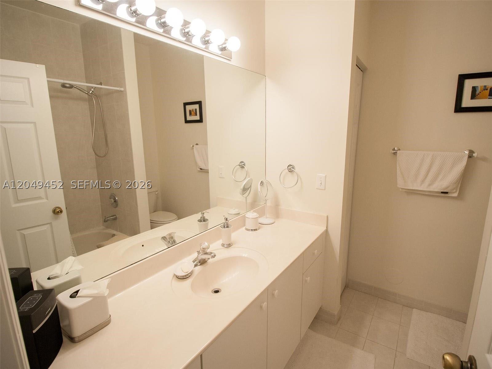 CARIBBEAN ISLES VILLAS CO - Residential Lease
