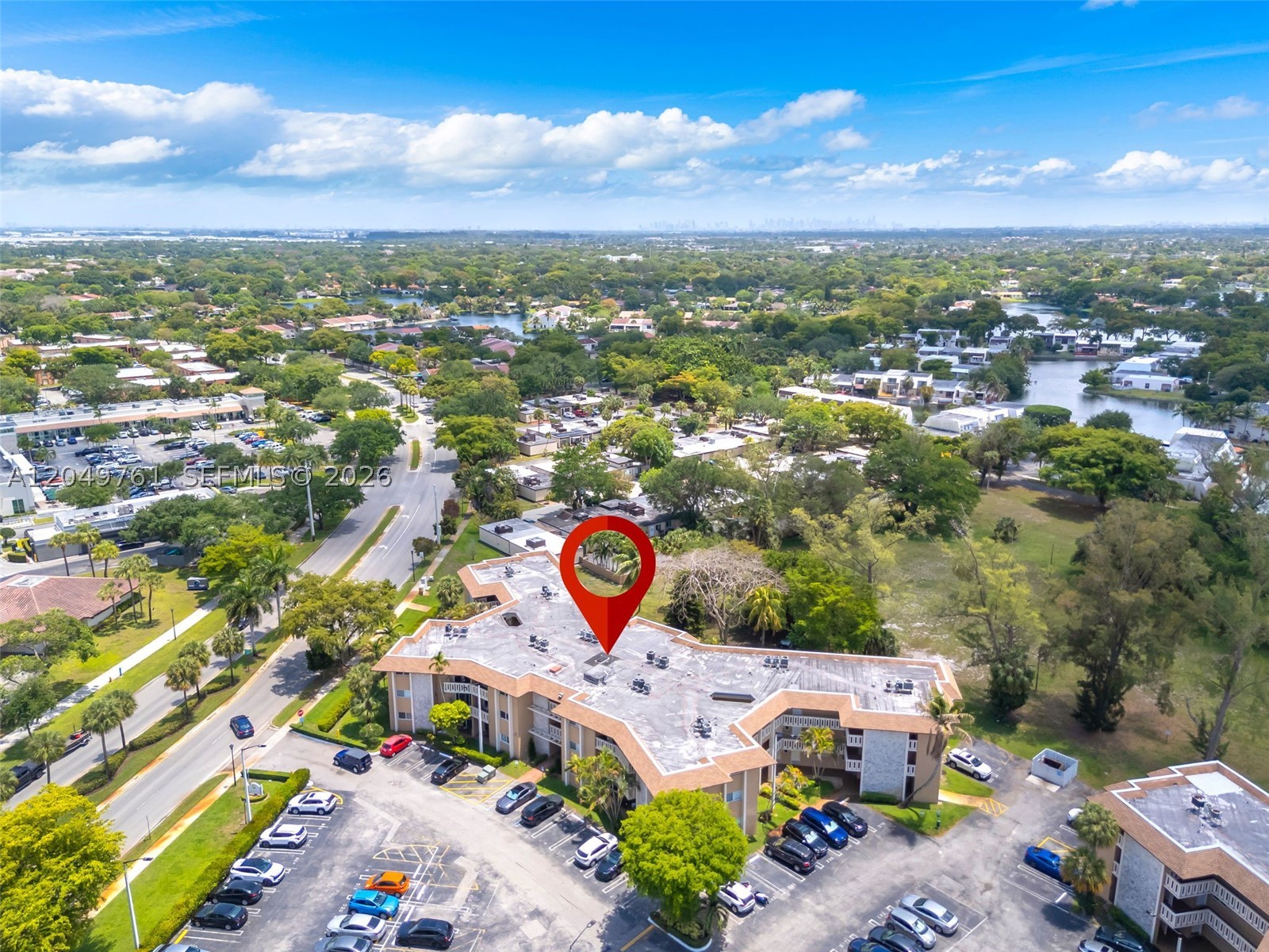 VILLAS OF MIAMI LAKES CON - Residential