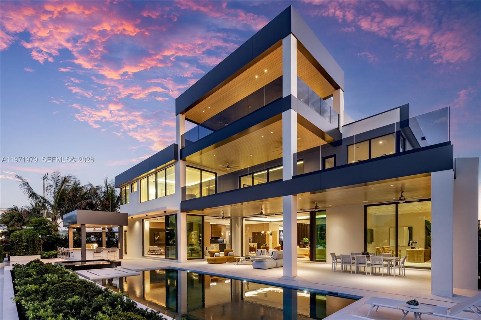 ISLA BAHIA - Residential