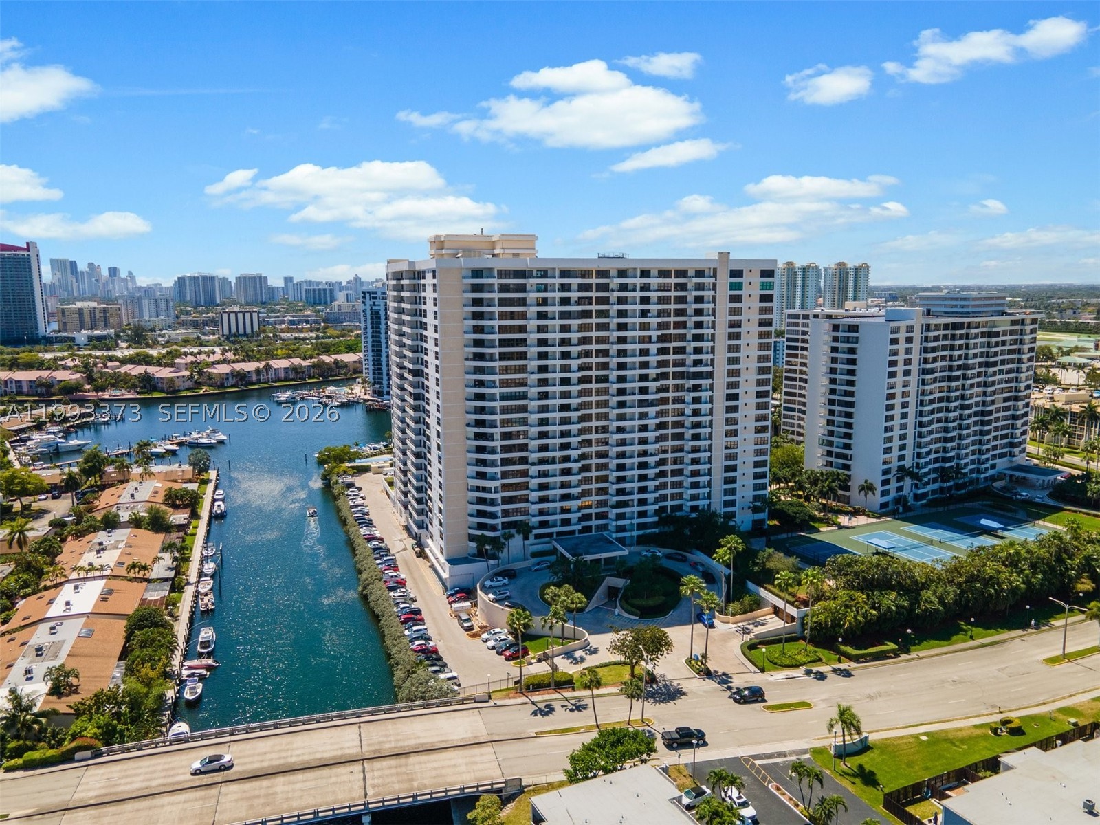 OLYMPUS CONDO PHASE - Residential