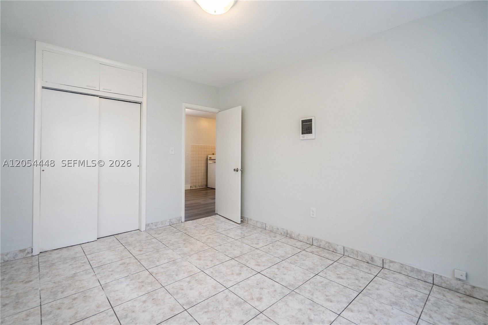 OCEANSIDE SEC ISLE OF NOR - Residential Lease