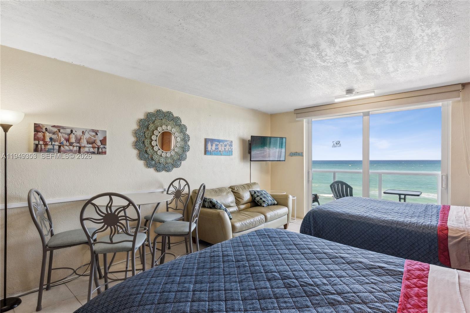 THE AVENTURA BEACH CLUB C - Residential