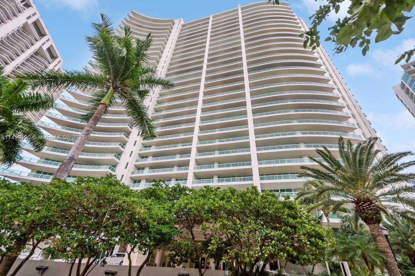 TOWERS OF PORTO VITA-NORT - Residential