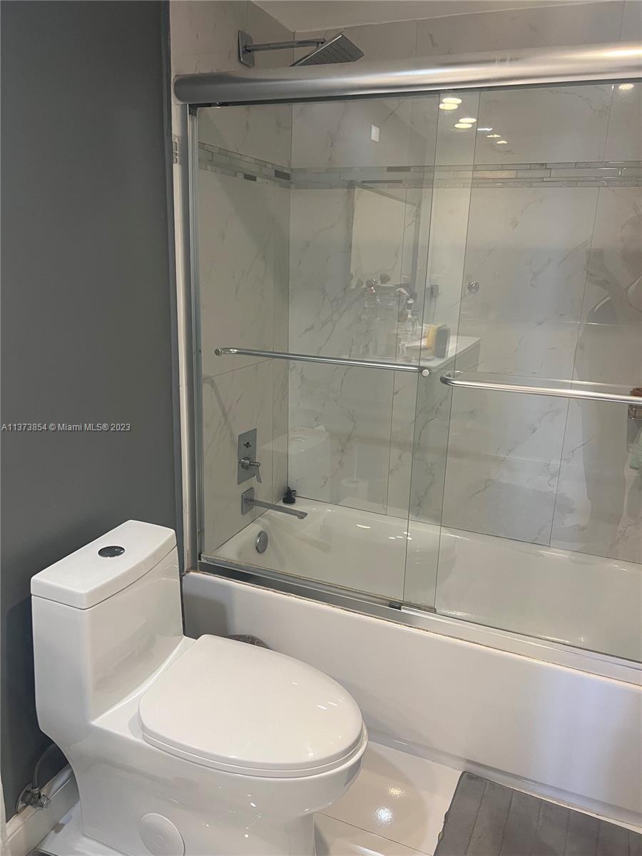 BONAVISTA CONDO - Residential Lease