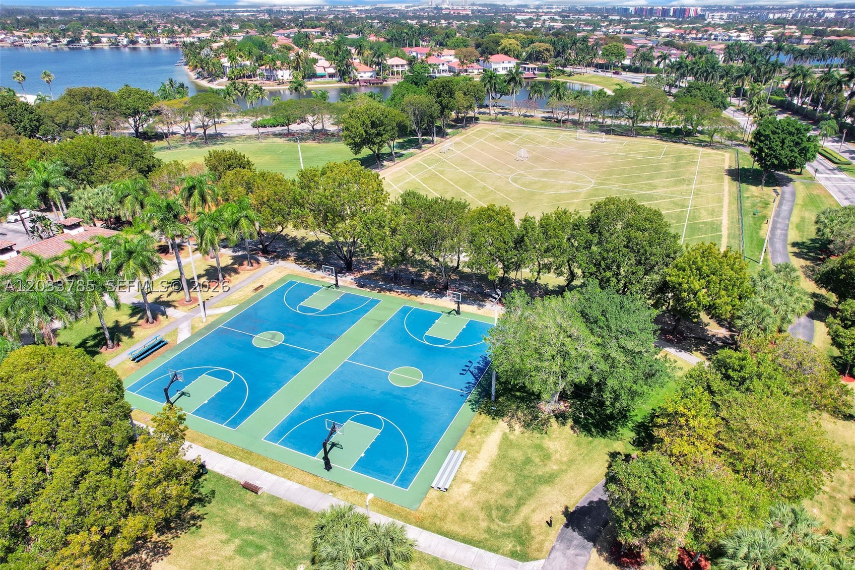 DORAL ISLES CATALINA - Residential