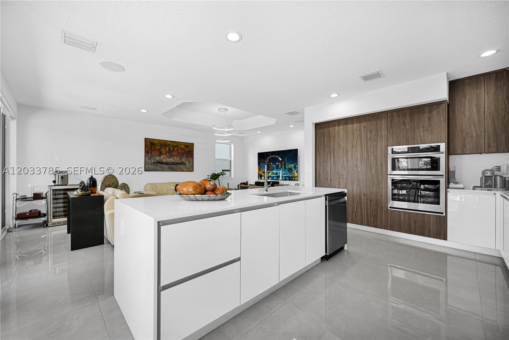 DORAL ISLES CATALINA - Residential