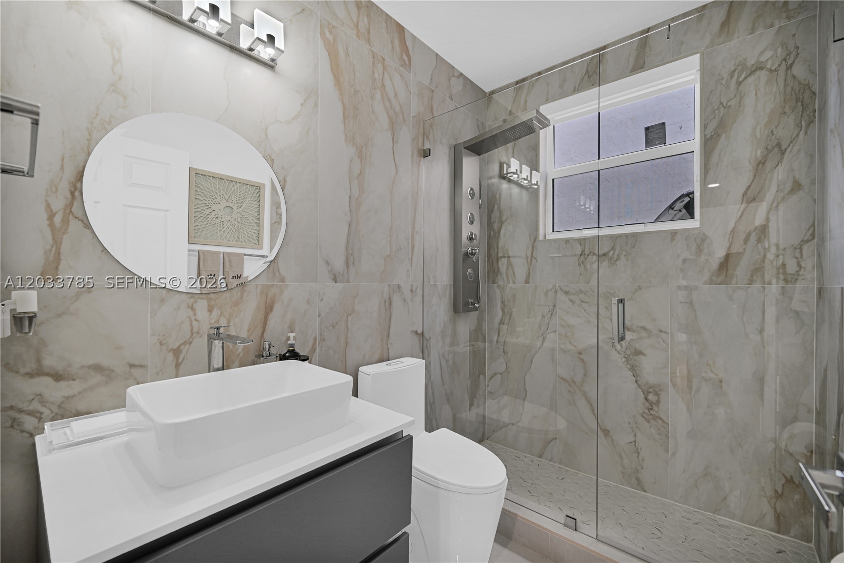 DORAL ISLES CATALINA - Residential
