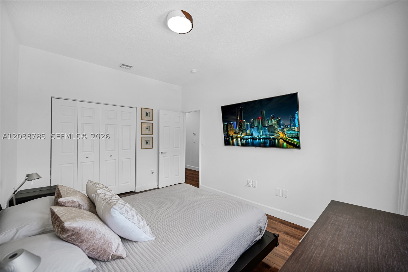 DORAL ISLES CATALINA - Residential
