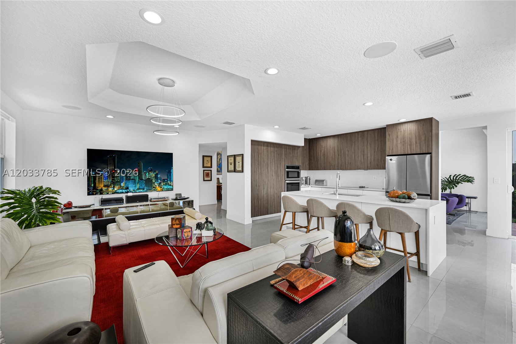 DORAL ISLES CATALINA - Residential