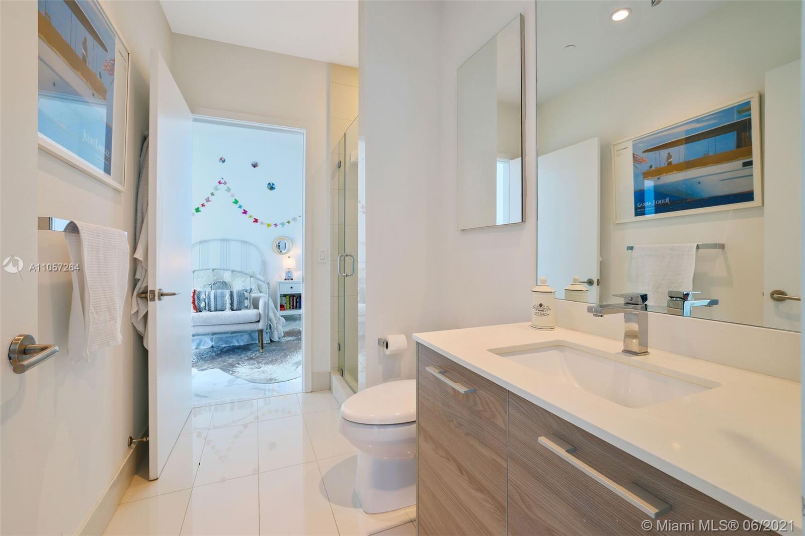 1300 S MIAMI AVENUE CONDO - Residential