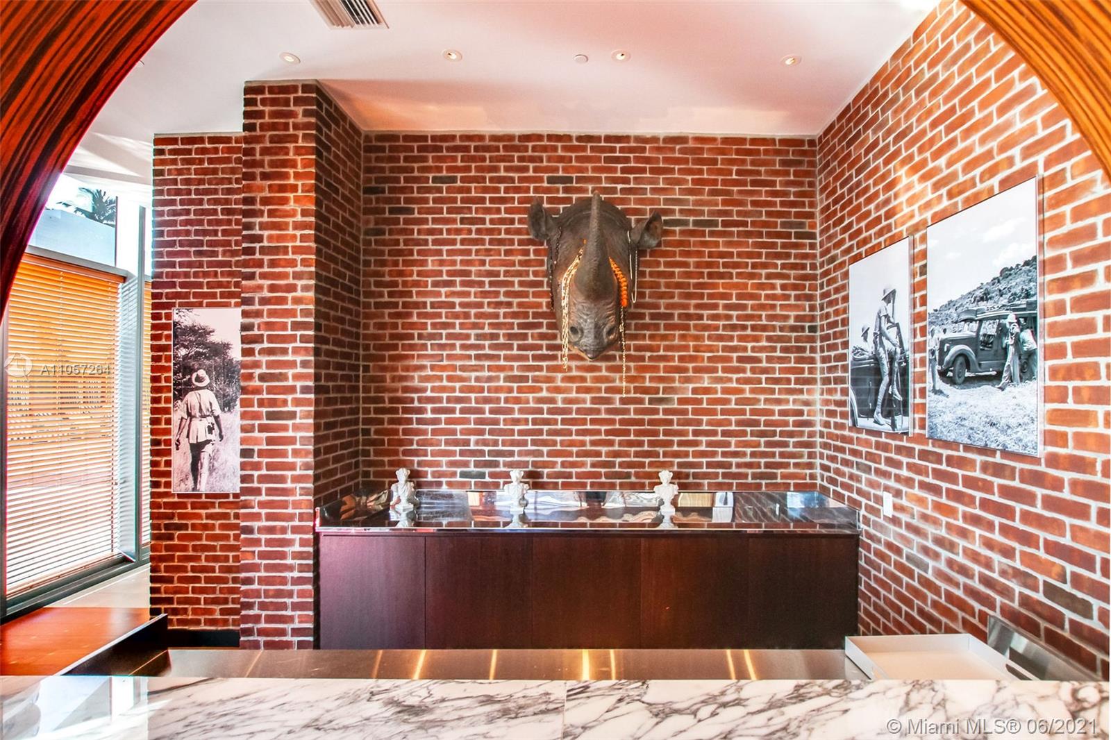1300 S MIAMI AVENUE CONDO - Residential