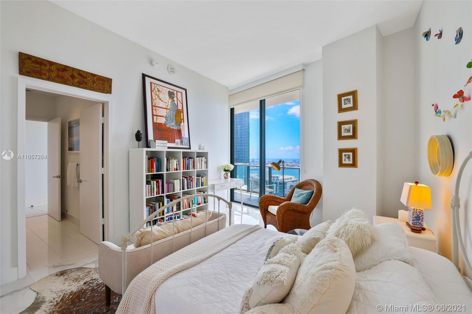 1300 S MIAMI AVENUE CONDO - Residential
