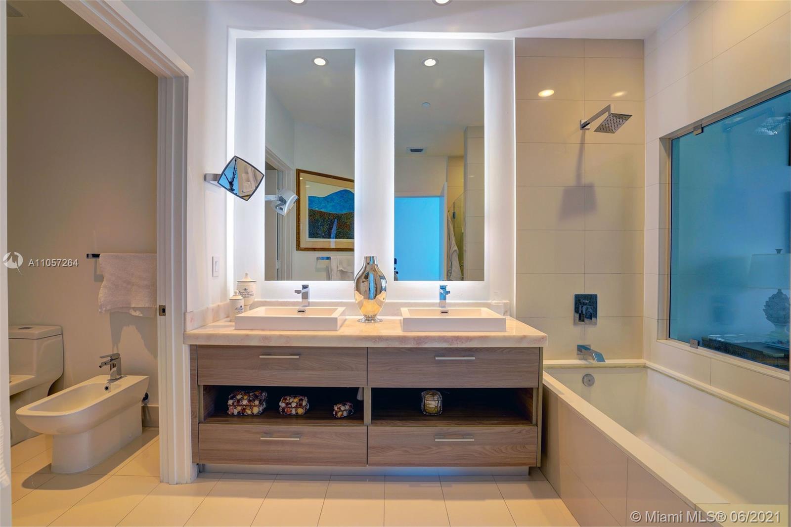 1300 S MIAMI AVENUE CONDO - Residential