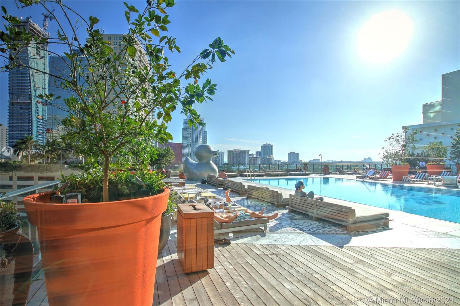 1300 S MIAMI AVENUE CONDO - Residential